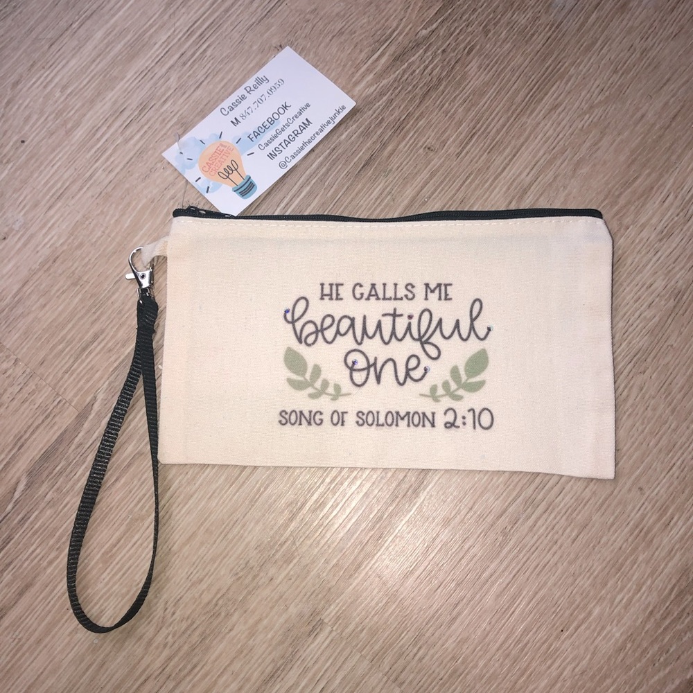 Custom designed wristlet/clutch